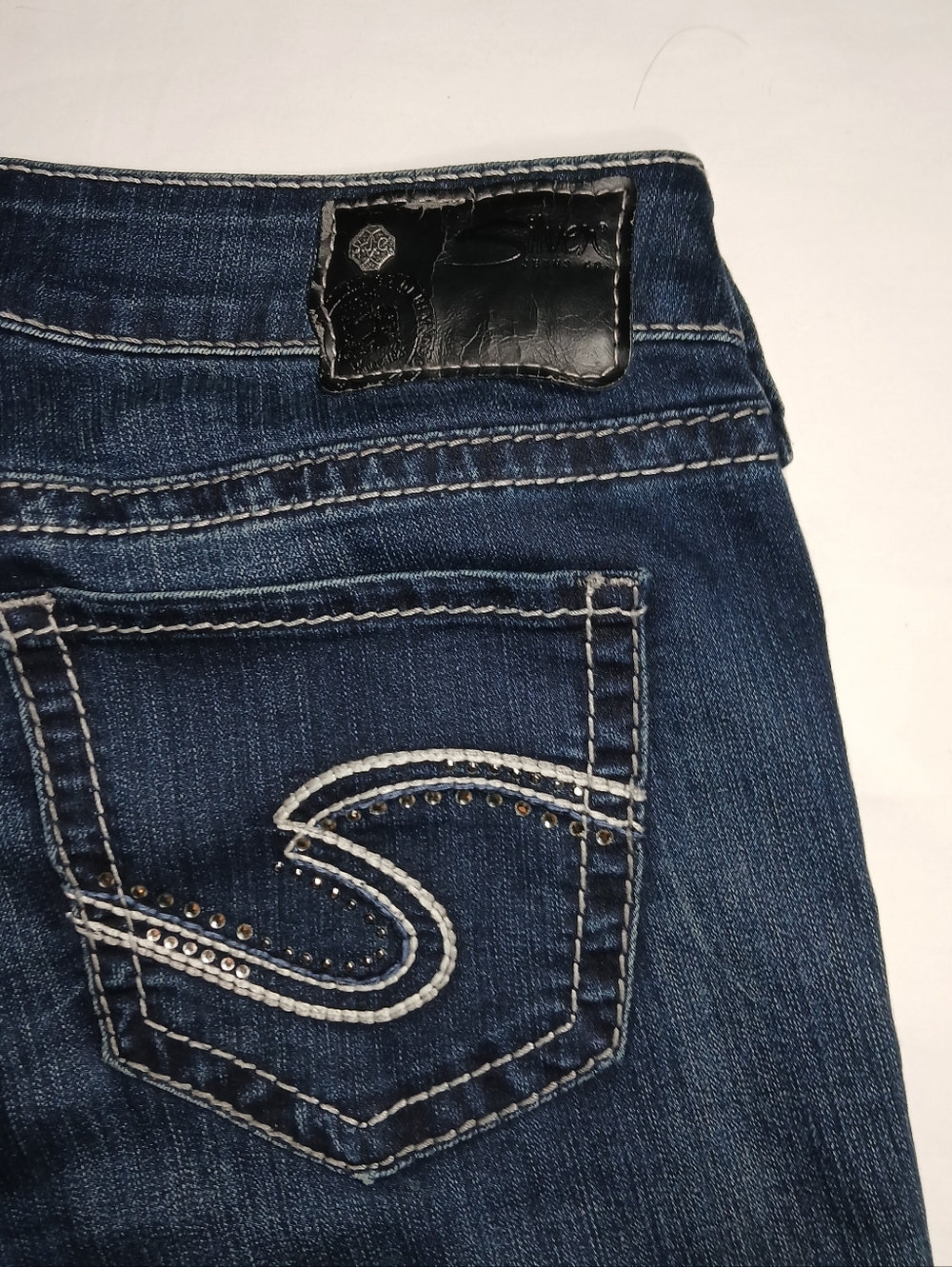 Silver Women's  Jeans Suki Size 28 x 31 Mid Rise Super Skinny Stretch - Picture 9 of 12